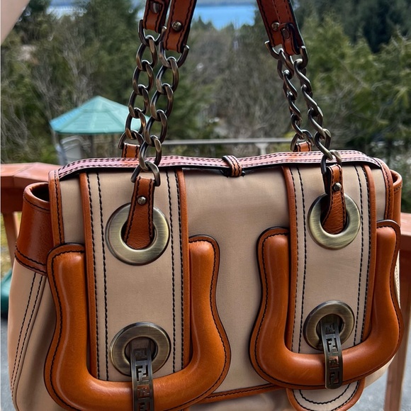 Fendi Handbags - 💼 Fendi Catene B Bag 💼
